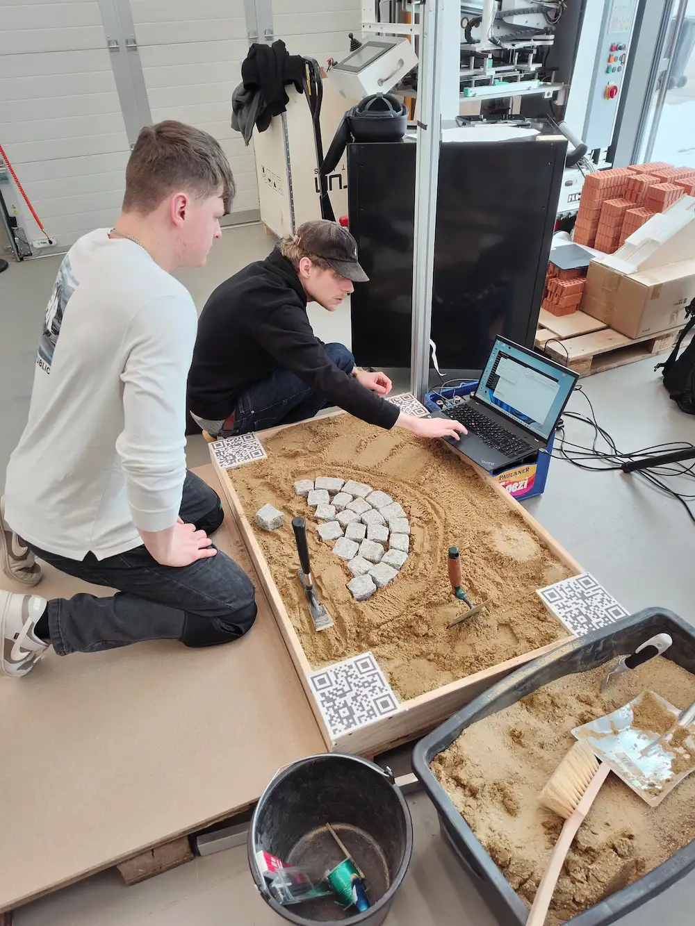 OTH Pflastern Pilotaktion